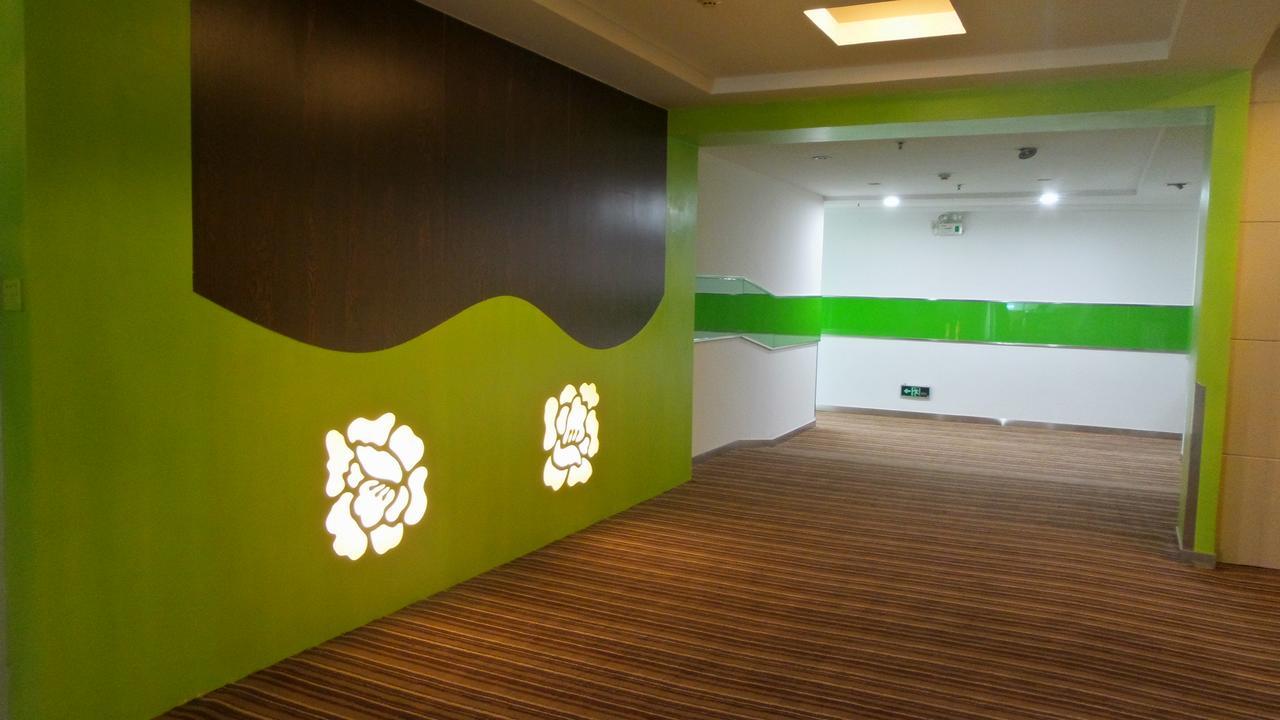 V8 Hotel Xilang Subway Branch Guangzhou Buitenkant foto