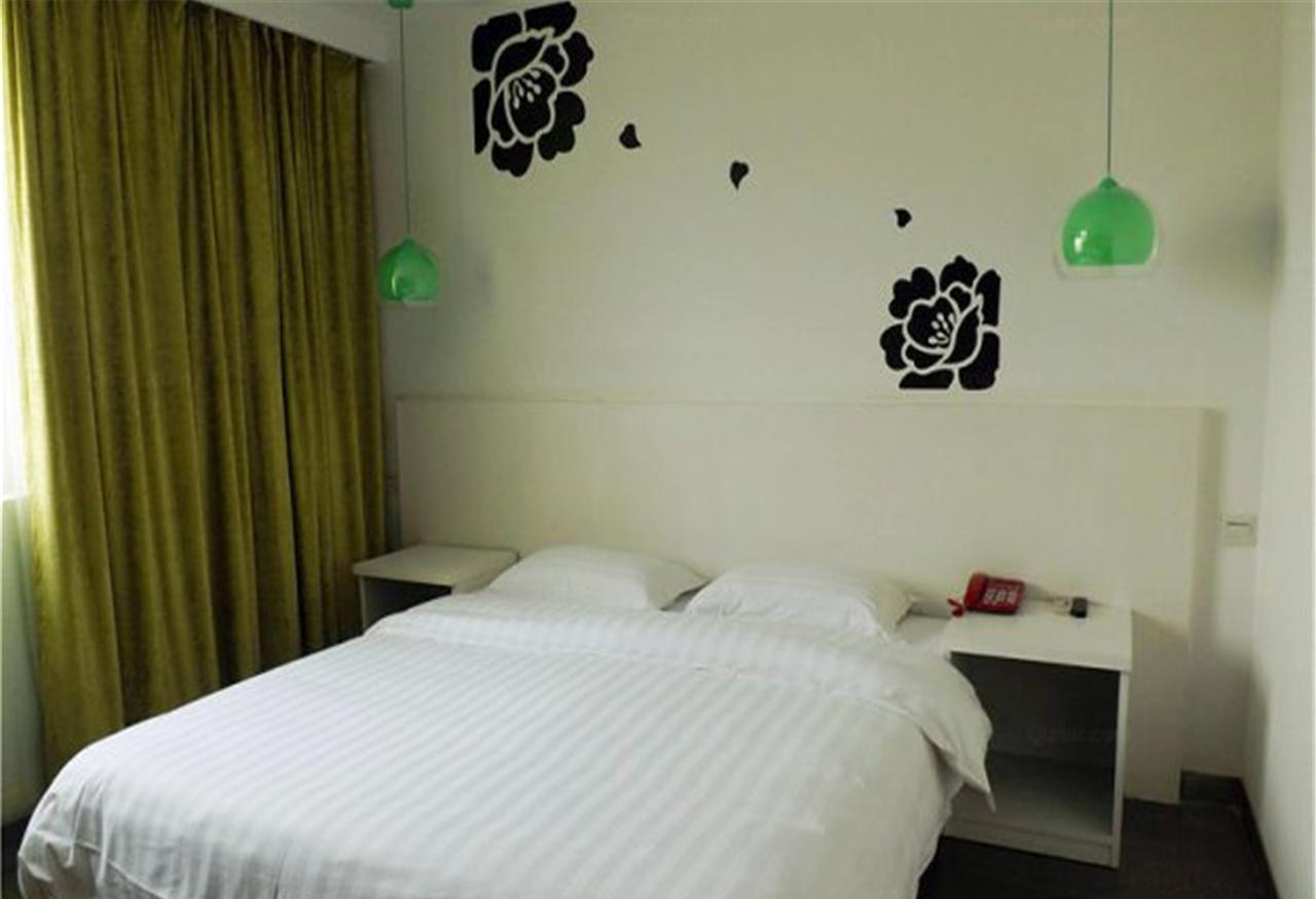 V8 Hotel Xilang Subway Branch Guangzhou Buitenkant foto