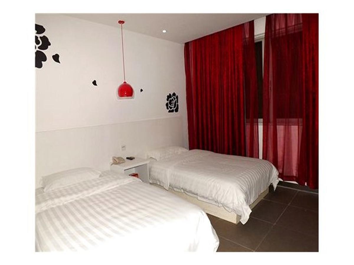 V8 Hotel Xilang Subway Branch Guangzhou Buitenkant foto