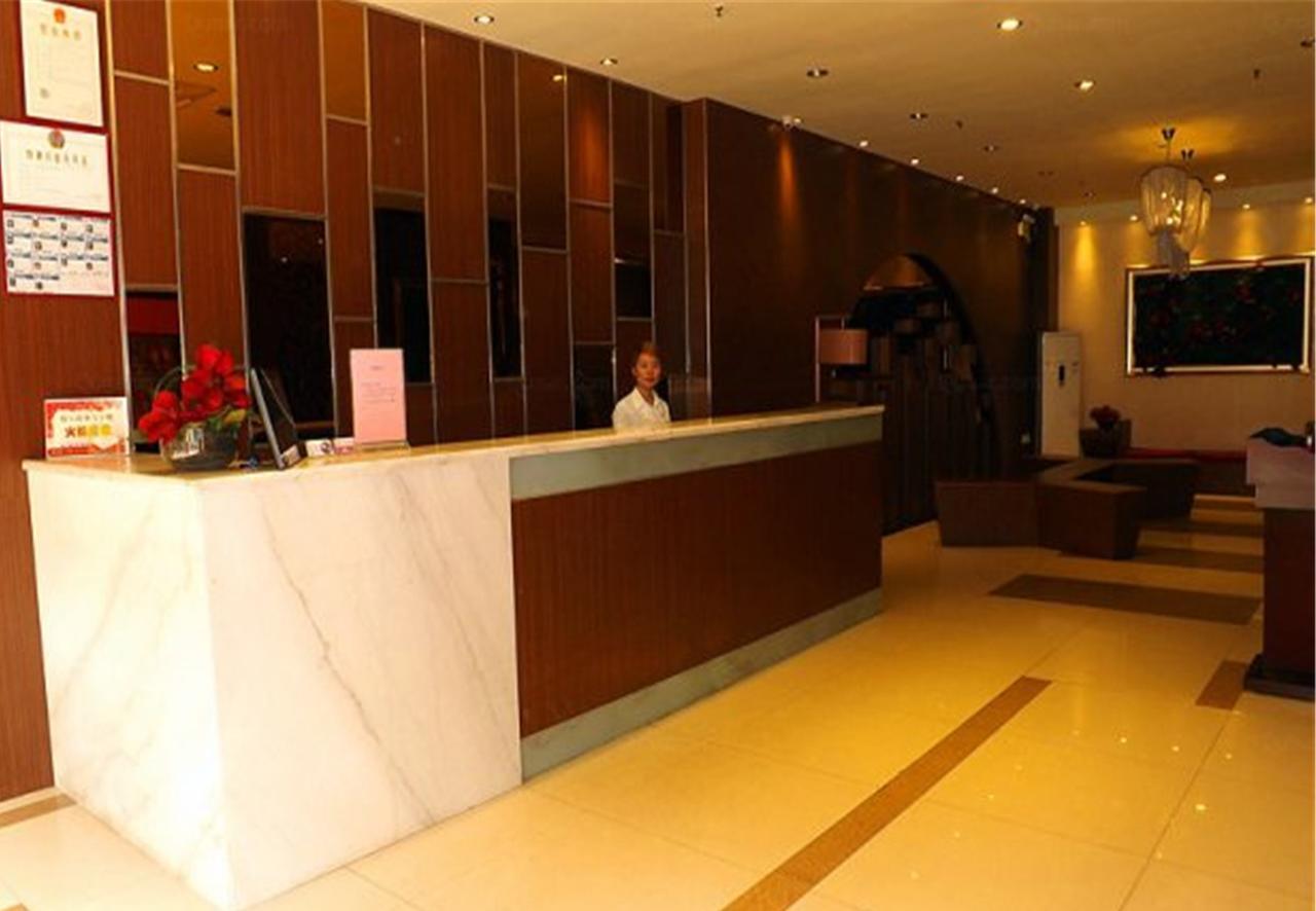 V8 Hotel Xilang Subway Branch Guangzhou Buitenkant foto